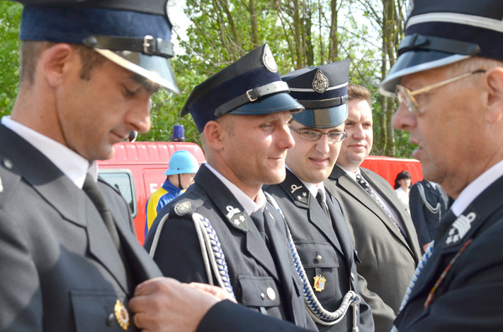 Ochotnicy z Suchej gaszą i ratują już całe stulecie