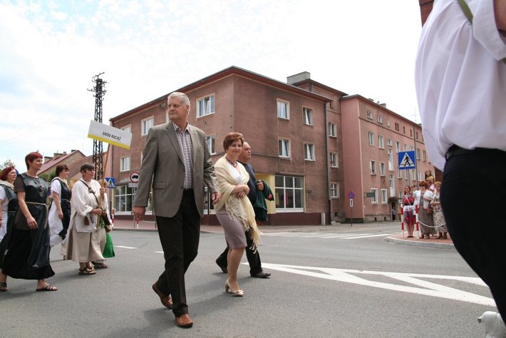 Borowiacy przeszli w historycznej paradzie GALERIA ZDJĘĆ