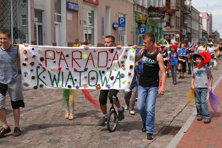 Borowiacy przeszli w historycznej paradzie GALERIA ZDJĘĆ