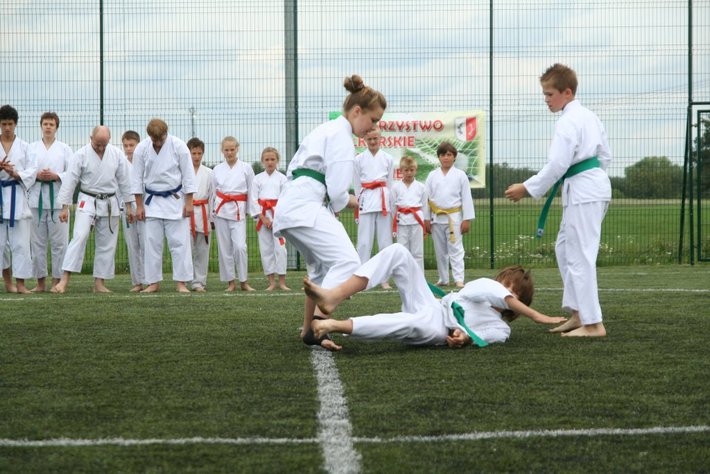Kopali piłkę charytatywnie GALERIA ZDJĘĆ