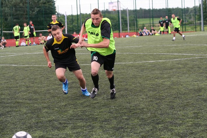 Kopali piłkę charytatywnie GALERIA ZDJĘĆ