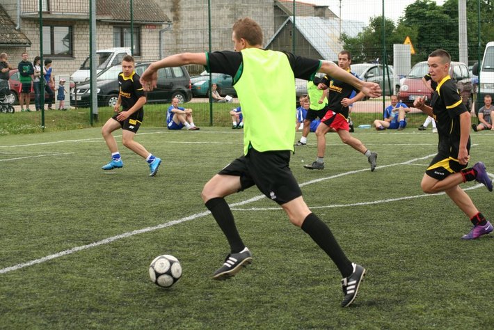 Kopali piłkę charytatywnie GALERIA ZDJĘĆ