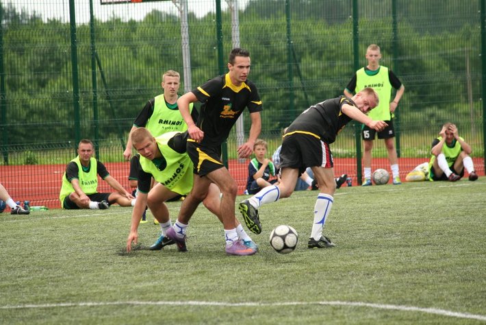 Kopali piłkę charytatywnie GALERIA ZDJĘĆ