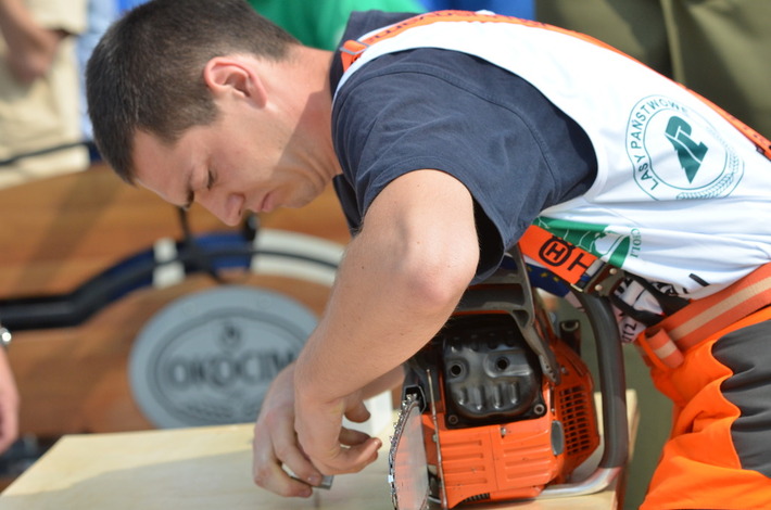 Mistrzostwa drwali w Tucholi ZDJĘCIA