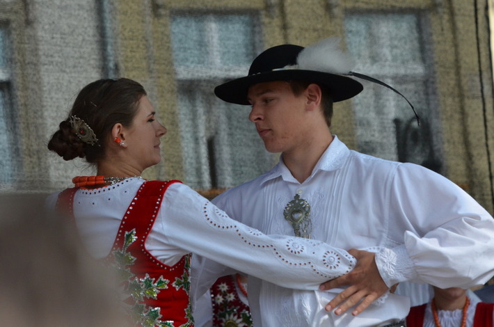 Indie, Turcja, Polska - Folklorystyczny miks w Tucholi ZDJĘCIA/FILMY