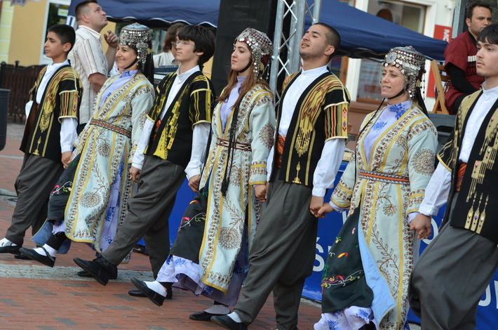 Indie, Turcja, Polska - Folklorystyczny miks w Tucholi ZDJĘCIA/FILMY