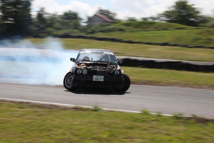 Bratobójcza walka i jazda pod prąd GALERIA ZDJĘĆ