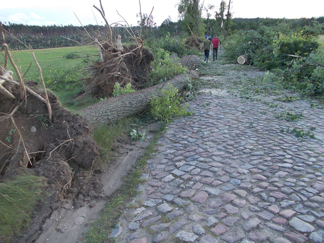 Widok jak po bombardowaniu ZDJĘCIA