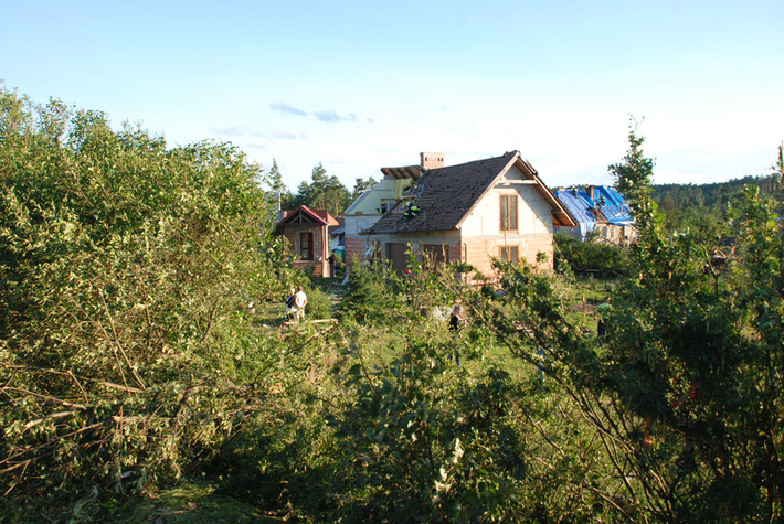 Widok jak po bombardowaniu ZDJĘCIA