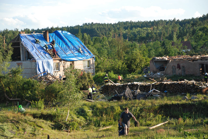 Widok jak po bombardowaniu ZDJĘCIA