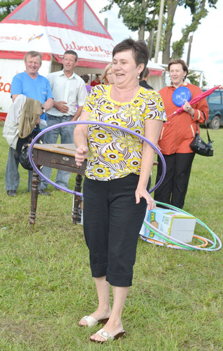 Starosta i wójt... macali kurę