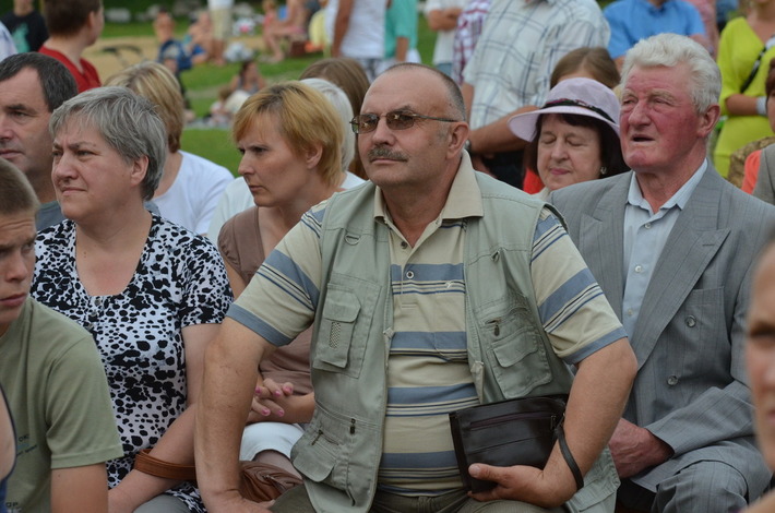 Dożynkowa zabawa w Bysławiu ZDJĘCIA I FILM