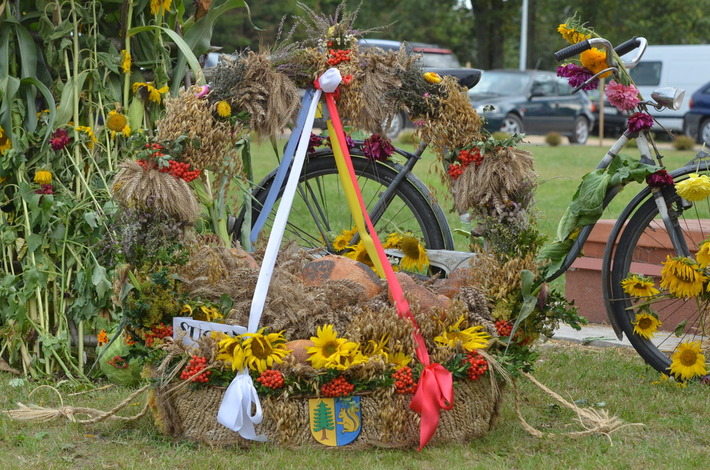 Dożynkowa zabawa w Bysławiu ZDJĘCIA I FILM