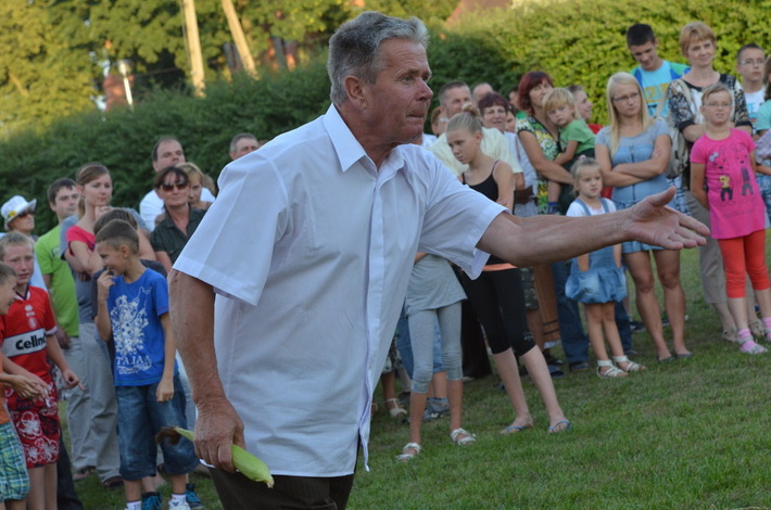 Dożynkowa zabawa w Bysławiu ZDJĘCIA I FILM