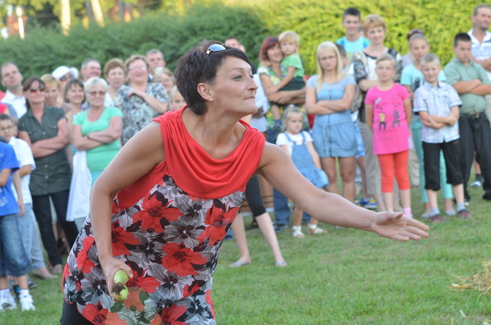 Dożynkowa zabawa w Bysławiu ZDJĘCIA I FILM