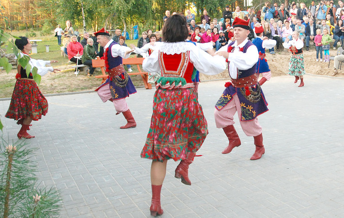 Balladyna okraszona tańcami narodowymi