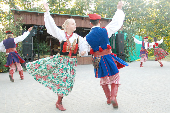 Balladyna okraszona tańcami narodowymi