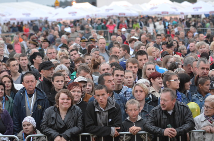 Golce zawojowali Tucholę FILMY i GALERIA ZDJĘĆ