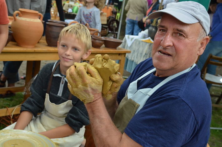 Dzień Folkloru Borowiackiego FILM i GALERIA ZDJĘĆ