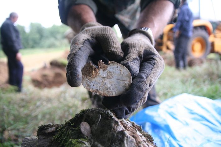 Odkopali szczątki saperów z II wojny światowej ZDJĘCIA