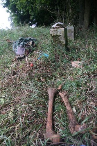 Odkopali szczątki saperów z II wojny światowej ZDJĘCIA