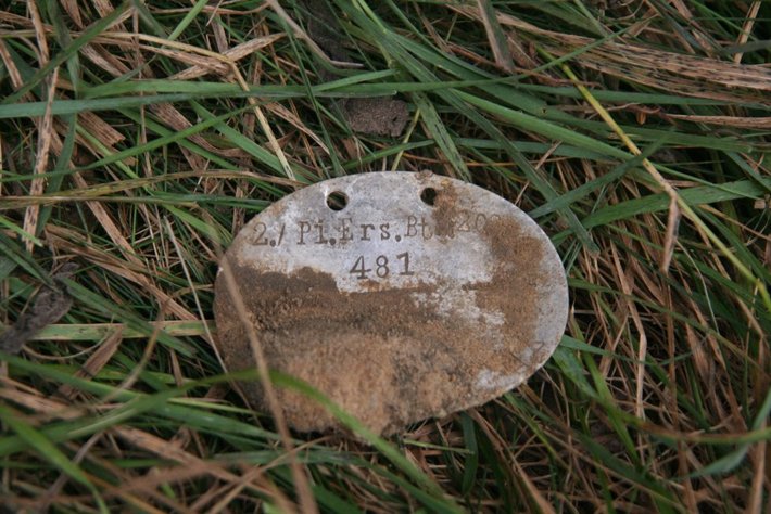 Odkopali szczątki saperów z II wojny światowej ZDJĘCIA