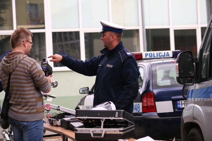 Zdzierali opony, by pomóc potrzebującym GALERIA ZDJĘĆ