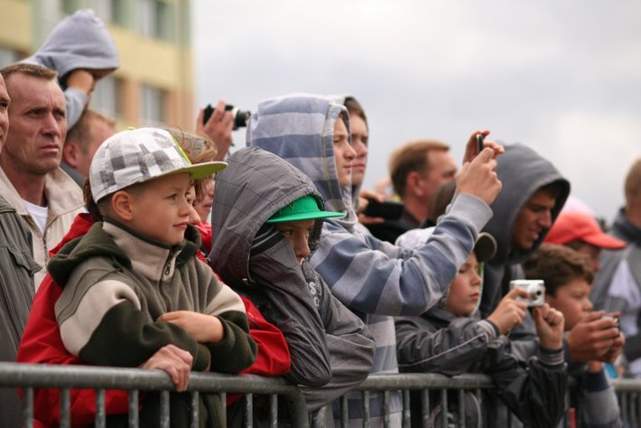 Zdzierali opony, by pomóc potrzebującym GALERIA ZDJĘĆ