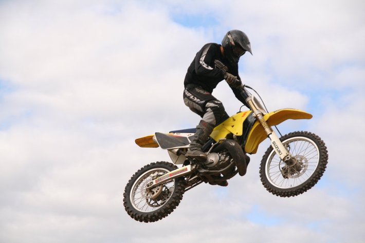 Zdzierali opony, by pomóc potrzebującym GALERIA ZDJĘĆ