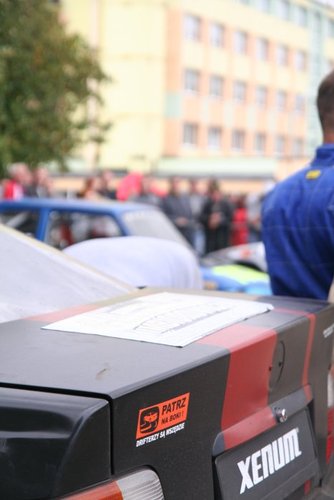 Zdzierali opony, by pomóc potrzebującym GALERIA ZDJĘĆ