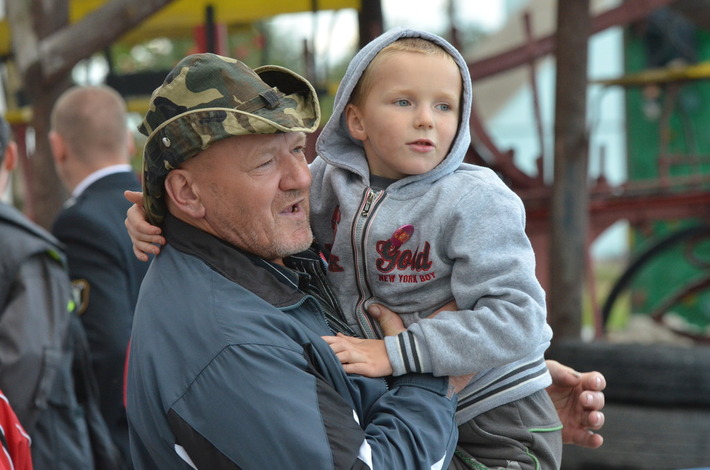 Piknik i otwarcie małej infrastruktury GALERIA ZDJĘĆ