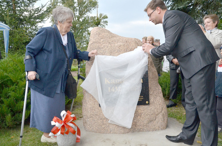 Jeden dzień ? aż trzy uroczystości