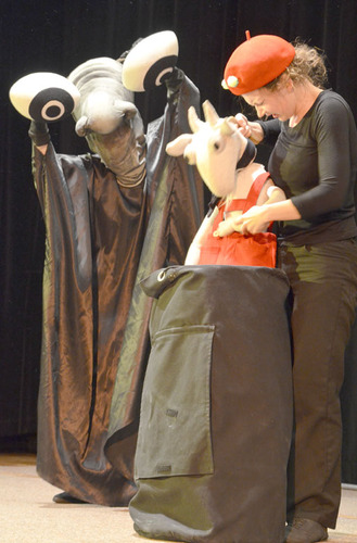 Koziołek skakał na scenie