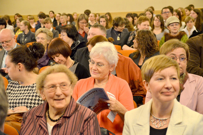 75 lat ? 5149 absolwentów ZDJĘCIA