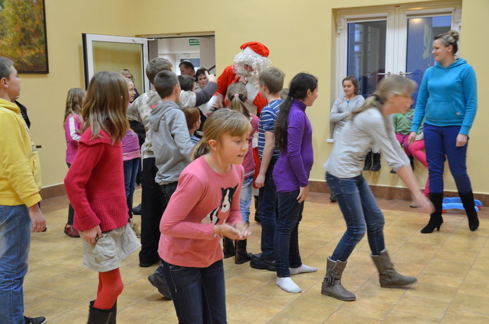 Mikołaja popisy na... deskorolce