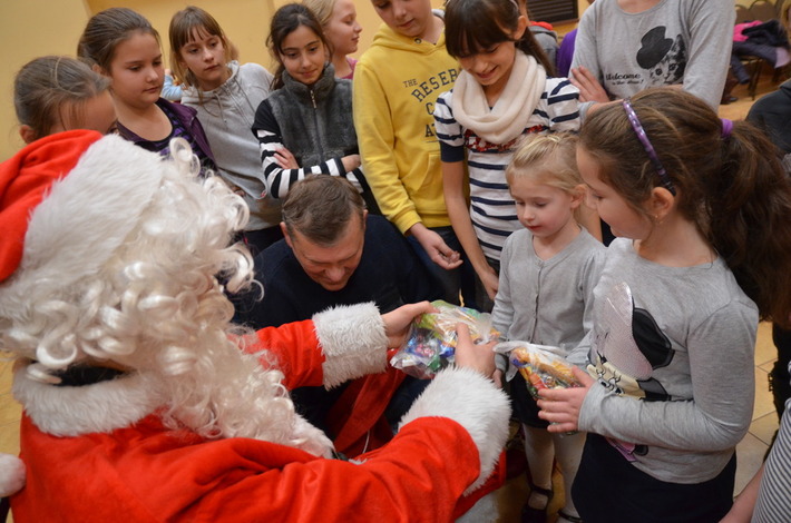 Mikołaja popisy na... deskorolce