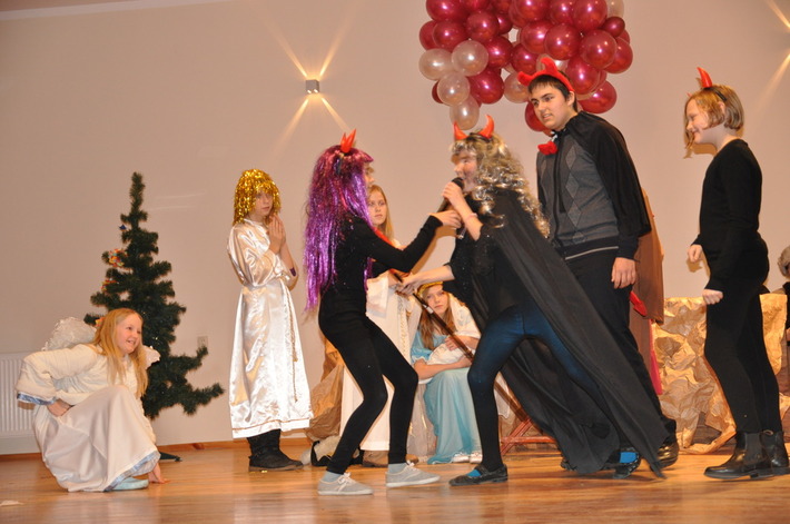 Karabinami bronili Jezusa! ZDJĘCIA