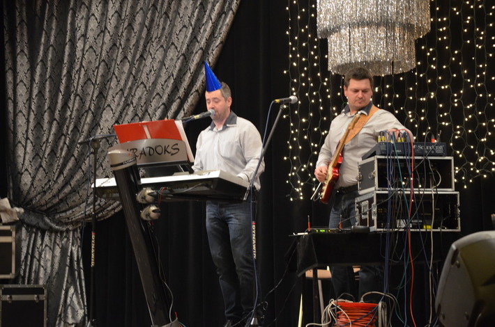 Czarowały wspólnie z iluzjonistą!