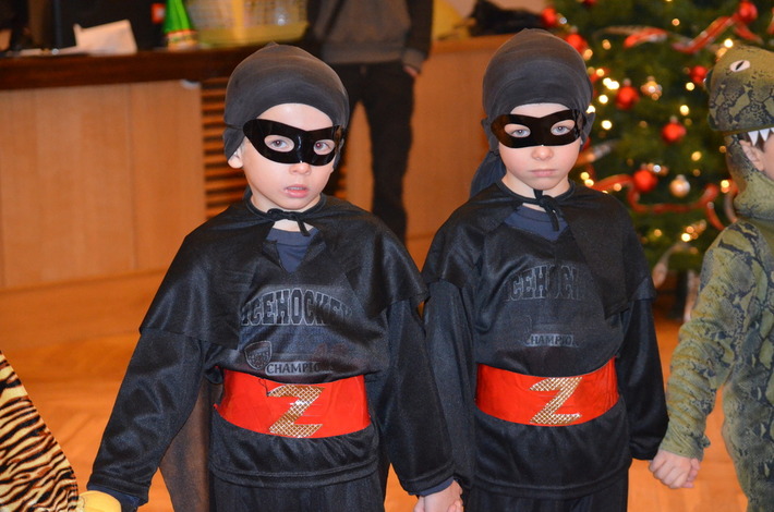 Czarowały wspólnie z iluzjonistą!