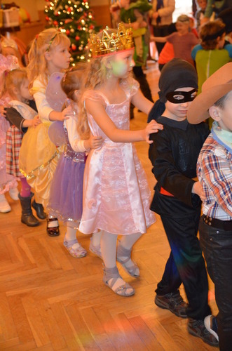 Czarowały wspólnie z iluzjonistą!