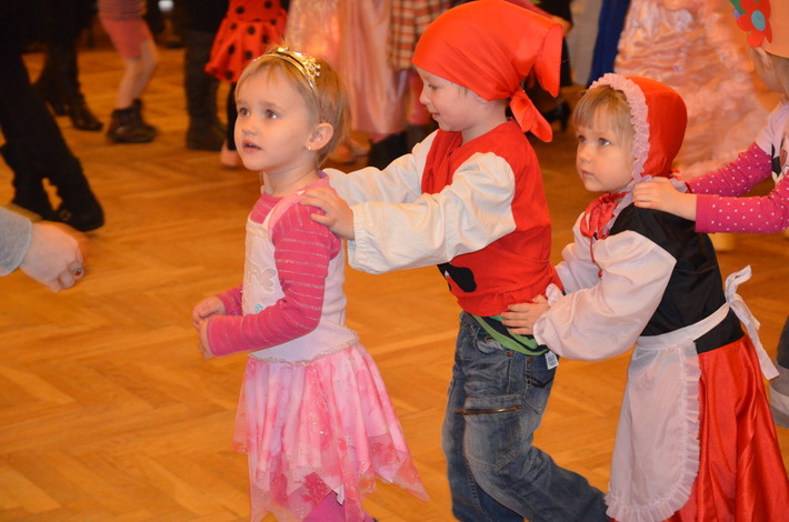 Czarowały wspólnie z iluzjonistą!