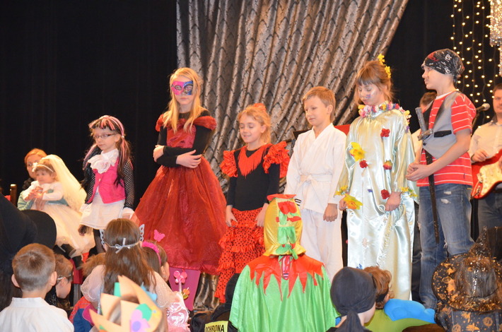 Czarowały wspólnie z iluzjonistą!