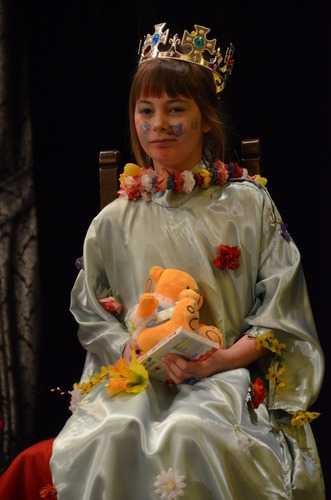 Czarowały wspólnie z iluzjonistą!