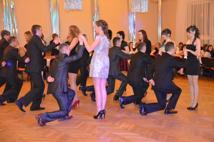 Na sto dni przed egzaminem dojrzałości    ZDJĘCIA