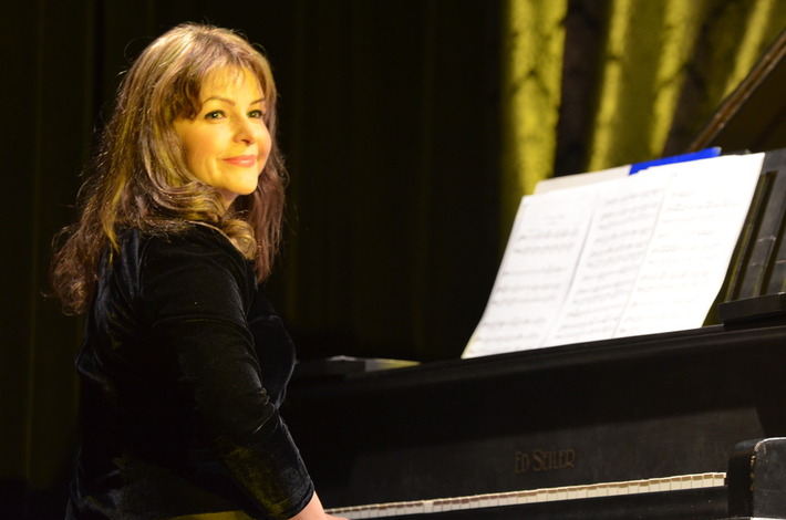 Zakochane dźwięki wypełniły ośrodek kultury  ZDJĘCIA / FILM