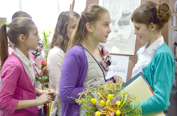 Ma dopiero 11 lat, a już otworzyła swoją wystawę