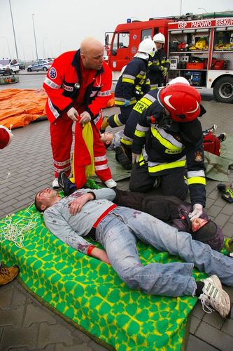 Ogromna kraksa na autostradzie