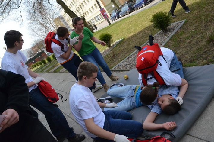 Dodatkowe umiejętności? Ratowanie życia