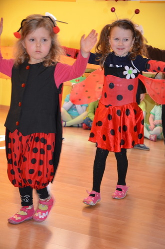 Przedszkolacy na festiwalu wiosennym