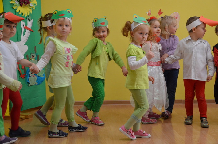 Przedszkolacy na festiwalu wiosennym